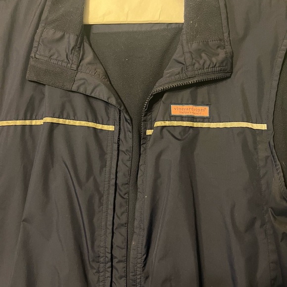 Mens Vineyard Vines Vest Size Large. Navy Blue color. - Picture 2 of 2